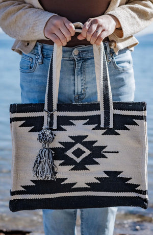 Coastline | Market Tote