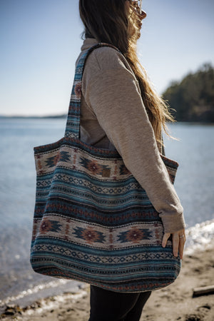 Travellin' Tote | Switchback