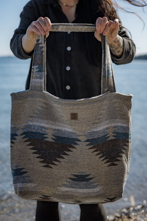 Travellin' Tote | Lakeside