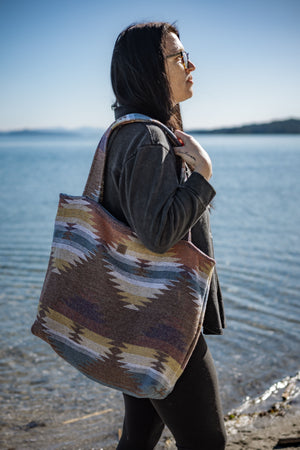 Travellin' Tote | Oasis