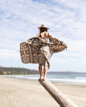 Tofino Beach Blanket | NOMAD - Boho Aztec Woven Throw Blanket Scarf, Southwest